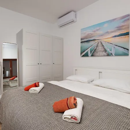 Dalero 3 By Interhome Apartment *