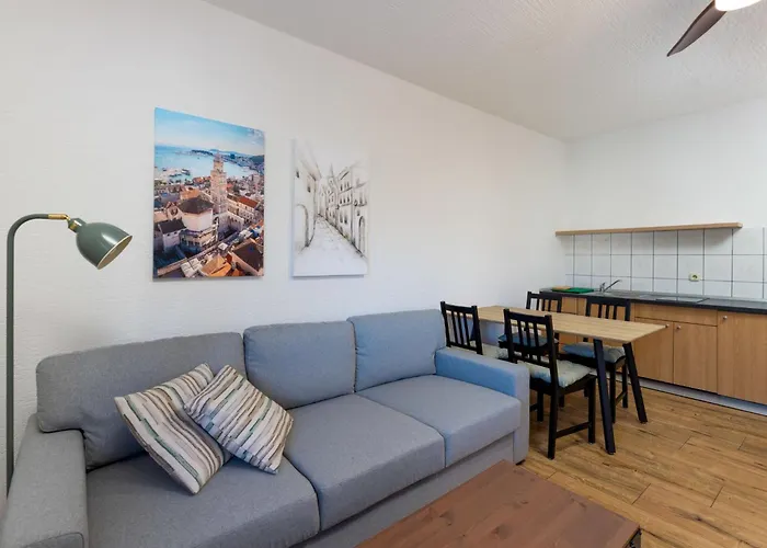 Appartement Dalero 2 By Interhome Trogir