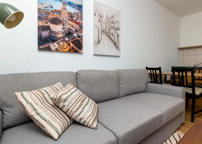 Dalero 2 By Interhome Appartement