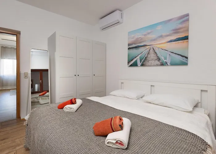 Dalero 2 By Interhome Appartement *