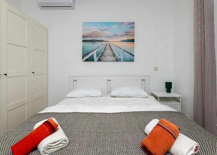 Dalero 2 By Interhome